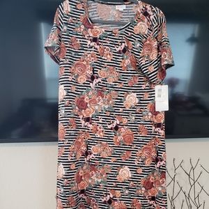 Brand new lularoe Carly Queen of Hearts